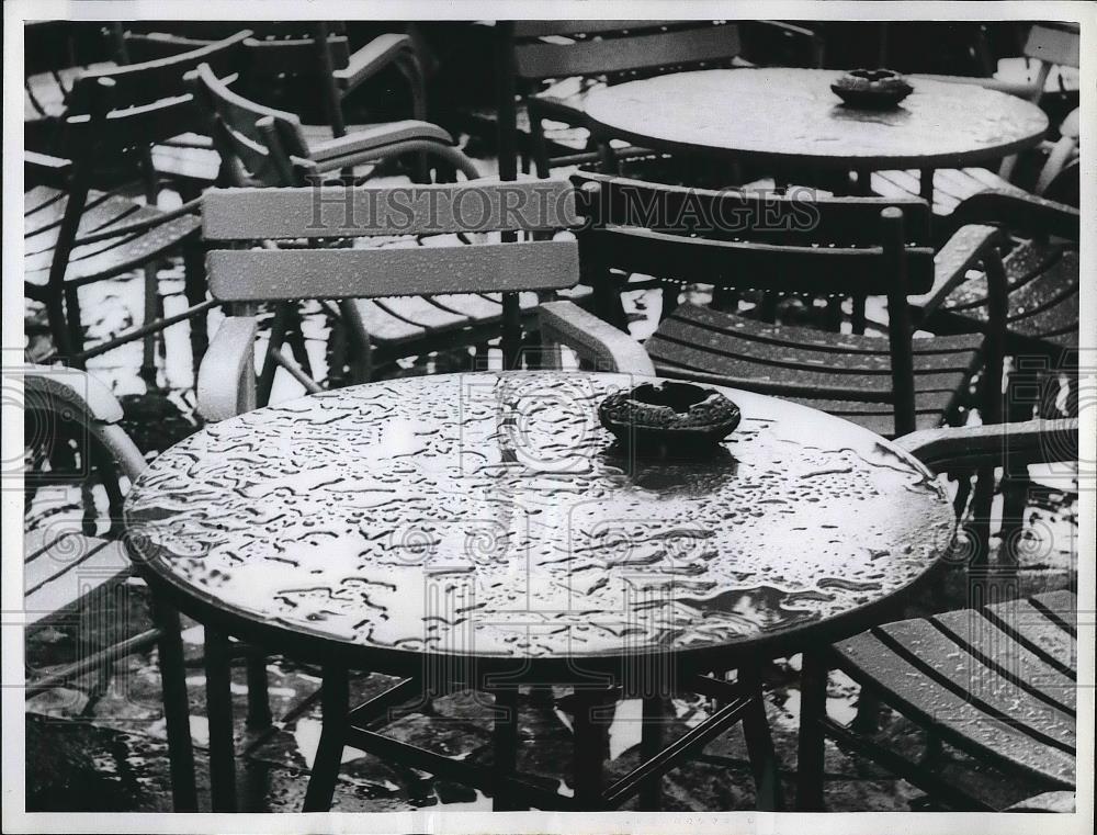 1961 Press Photo Bad Orb, Germany outdoor cafe tables - nea76988 - Historic Images