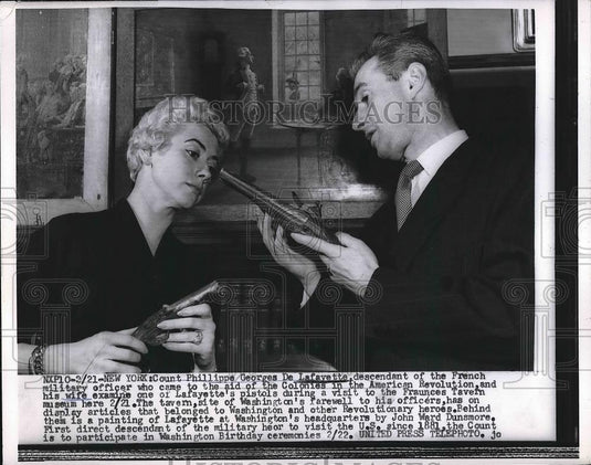 1955 Press Photo Count Phillippe Georges De Lafayette & Wife at Fraunces Tavern - Historic Images