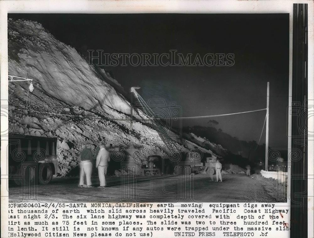1956 Press Photo Road workers cleaning up after landslide - nea81965 - Historic Images