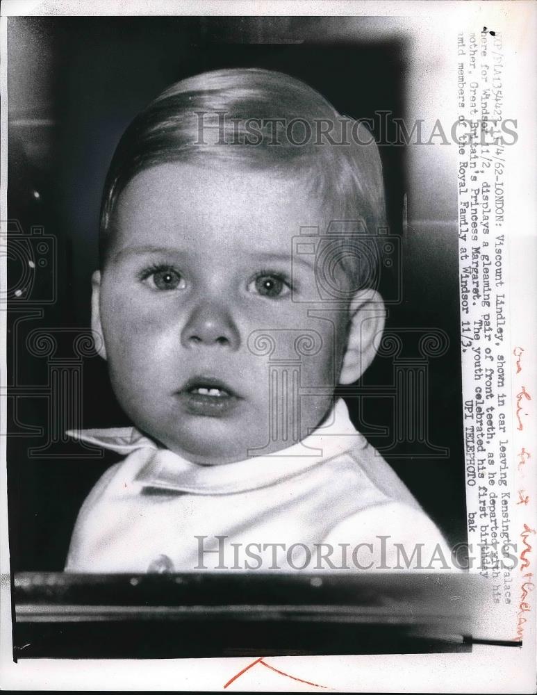1962 Press Photo Viscount Lindley Son Of Princess Margaret Celebrating 1st B-day - Historic Images