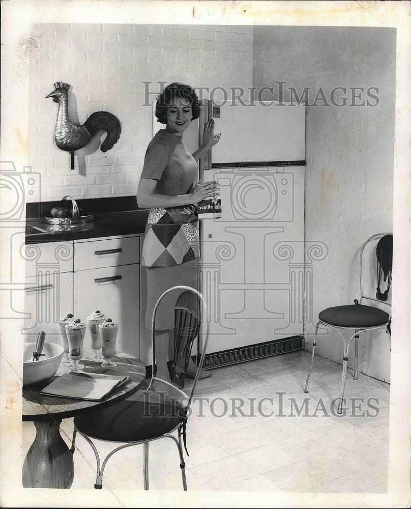 1959 Press Photo Woman in Model Kitchen for Advertisement - nea82217 - Historic Images