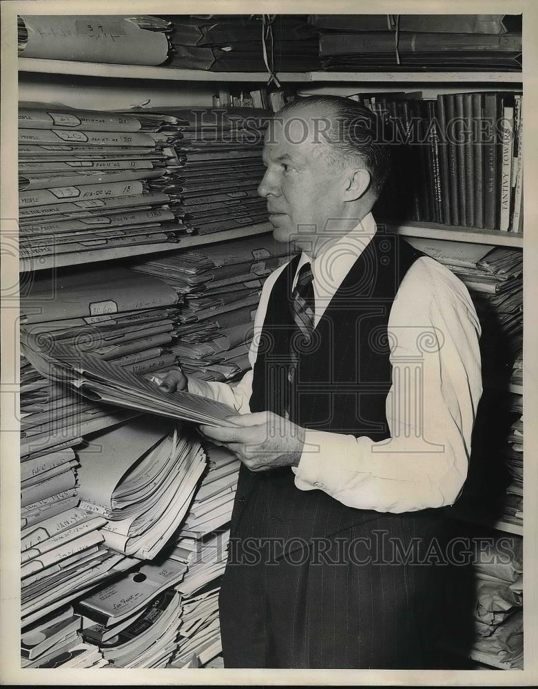 1945 Press Photo Oscar Bradley Maestro Orchestra - Historic Images