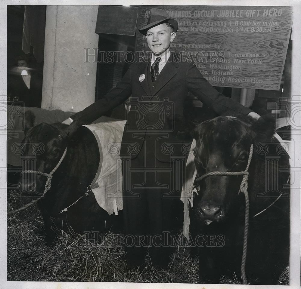 1934 Press Photo Lester Schutz, "Corn Prince" of International Livestock Show - Historic Images