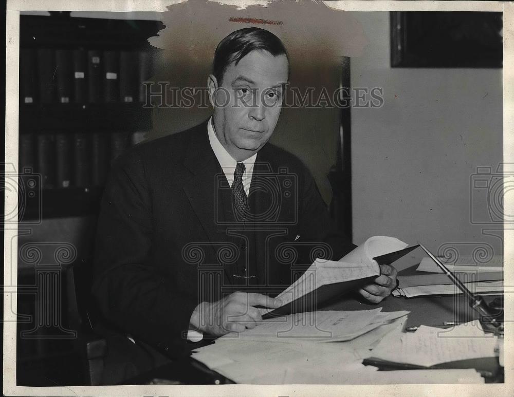 1934 Press Photo Dr George Zook Federal Commissioner Of Education In His Office - Historic Images