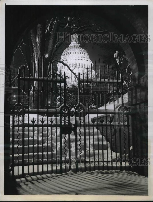 1943 Press Photo Capital Dome with a collaboration of Jack Frost. - Historic Images