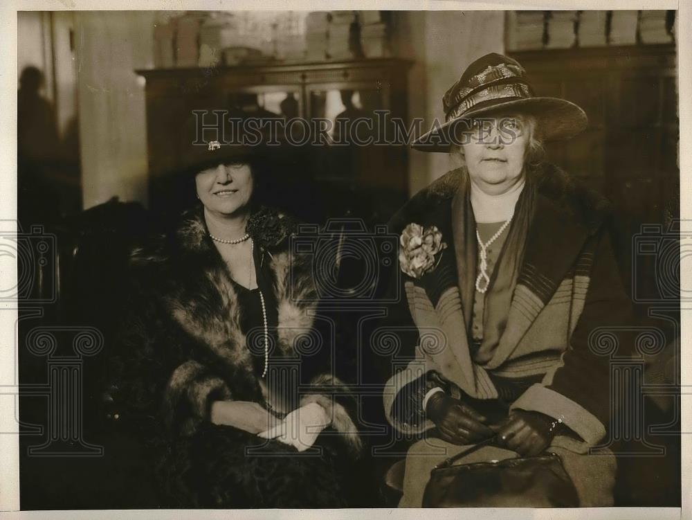 1927 Press Photo Members of the Board of Registration Commission in Washington. - Historic Images