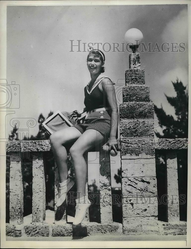 1934 Press Photo Jane Shamberg of New York, Jane Elwyn, Belmont Manor, Bermuda - Historic Images