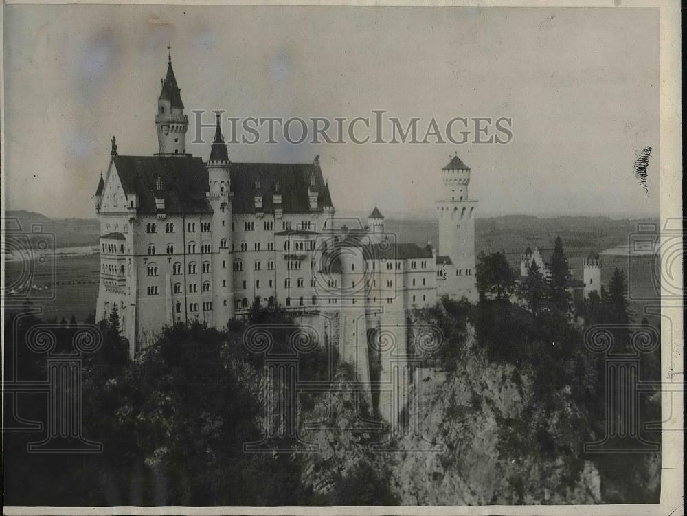 1923 Press Photo Ancient German Castle on the Saale River - Historic Images