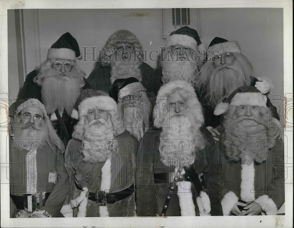 1942 Press Photo Group Of Santas Pose At Hotel Statler - Historic Images