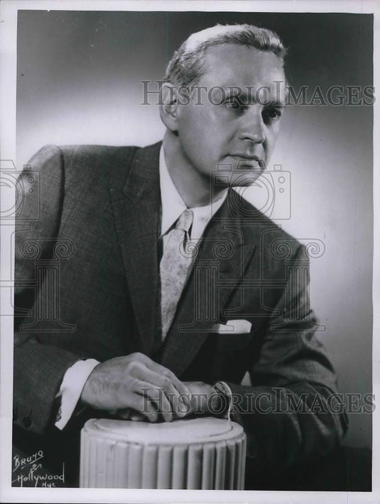 1960 Press Photo Enech Light - Historic Images