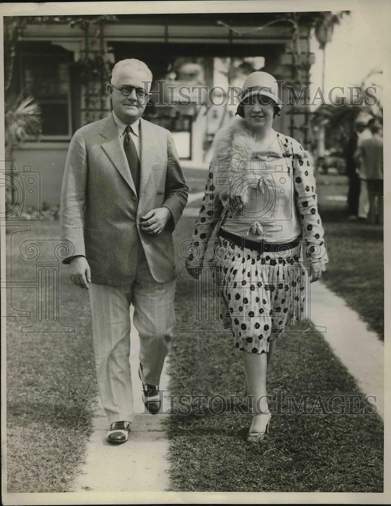 1929 Press Photo Mr E.C. Sams &amp; daughter Gladys Sams - Historic Images