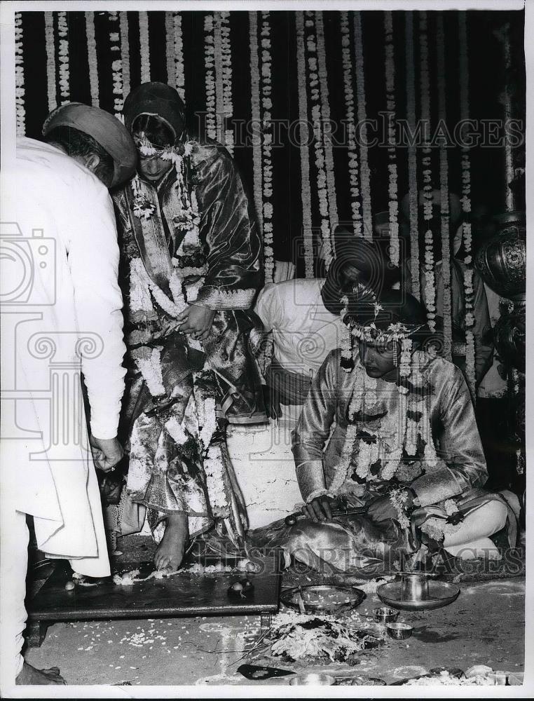 1967 Press Photo Princess Shailini Holkar and Prince Shivahirao Holkar. - Historic Images