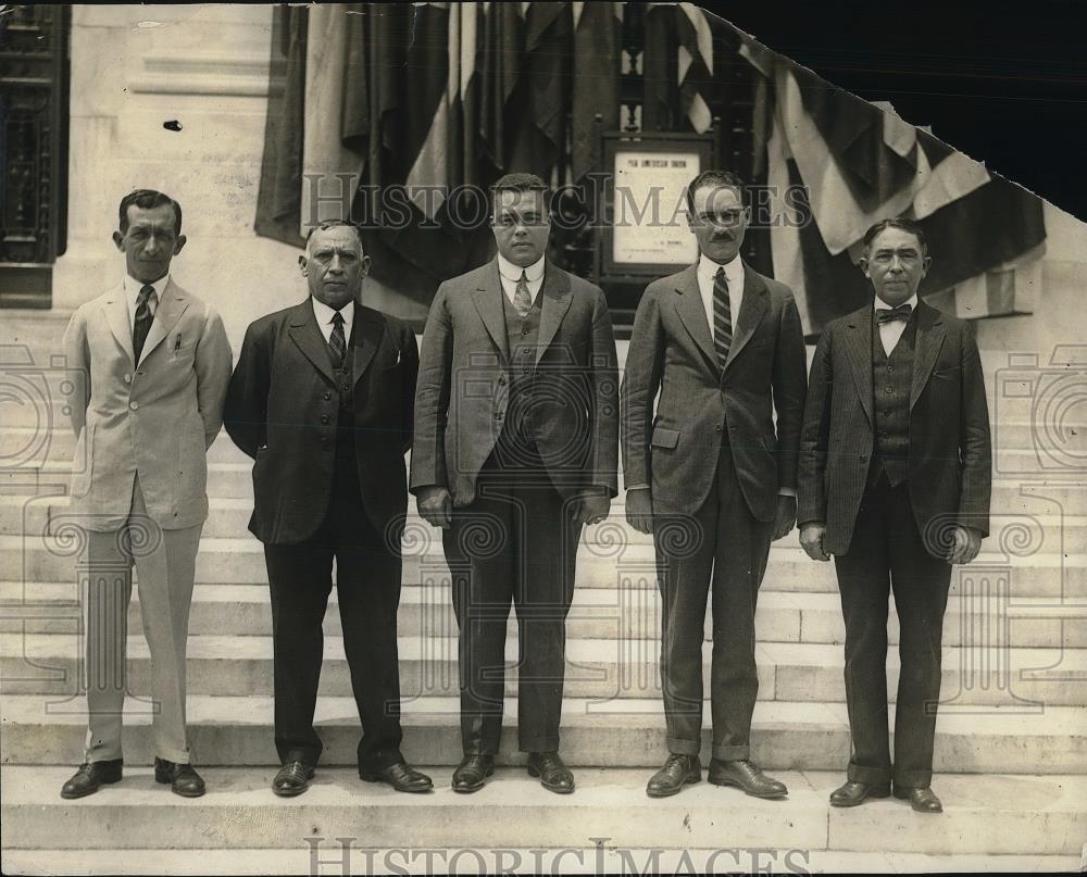 1924 Press Photo Group of Noted Highway Engineers from South America. - Historic Images