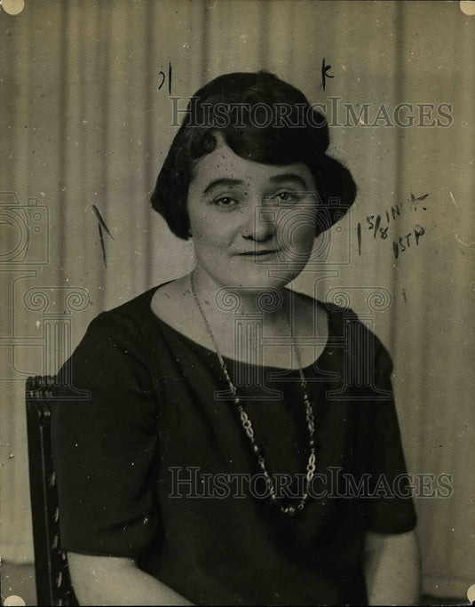 1923 Press Photo Frances Sharp "Husbands Safe on Broadway" - Historic Images