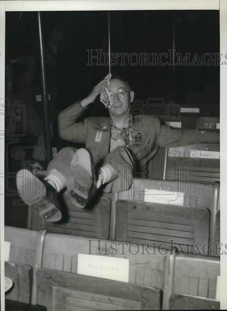 1940 Press Photo Delegate Glaucus A. Bryant During Democratic Convention - Historic Images