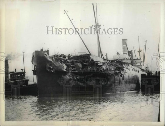 1932 Press Photo Ship "Alamar" damaged by head on collision at Phila. Pa. - Historic Images
