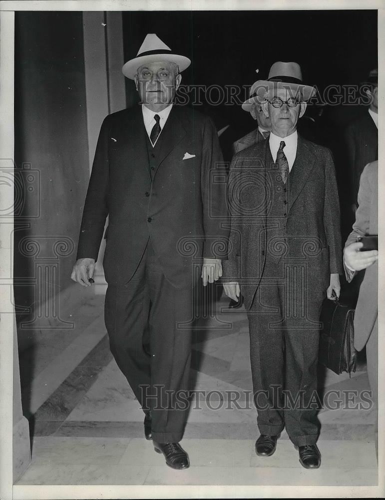 1934 Press Photo Colonel John SUllivan &amp; Daniel Moore - Historic Images