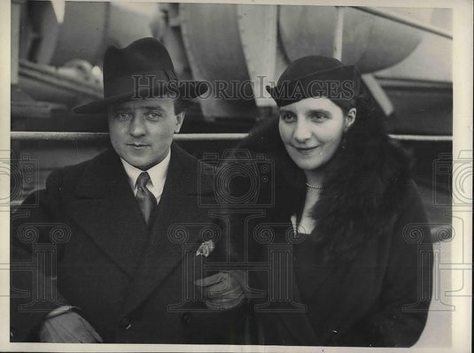 1931 Press Photo Mr. & Mrs. Rae Robertson Famous English Two Piano Team - Historic Images