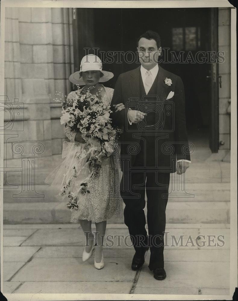 1929 Press Photo Suzanne Pierson weds Thomas McCarter Jr in NYC - Historic Images