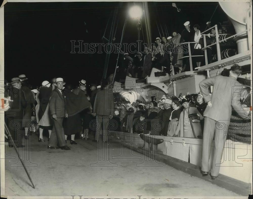 1931 Press Photo Wilmington Survivors arriving - Historic Images