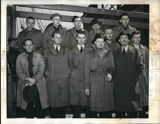 1941 Press Photo British American Ambulance Corps, Charles McCarthy, C. Harriss - Historic Images