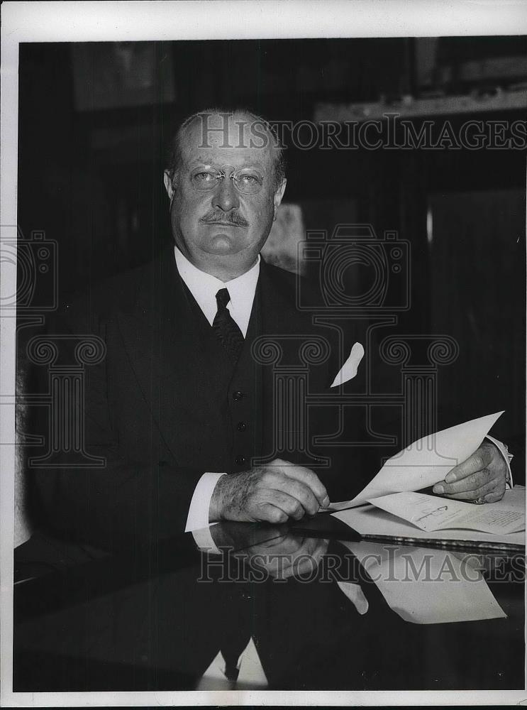 1933 Press Photo Henry Latrobe Roosevelt at his Desk Asst Sec of Navy - Historic Images