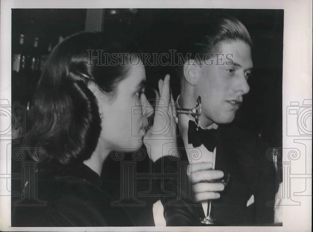 engagement of Marion Stein, Austrian Jewish Girl Pianist, 1949 Vintage ...