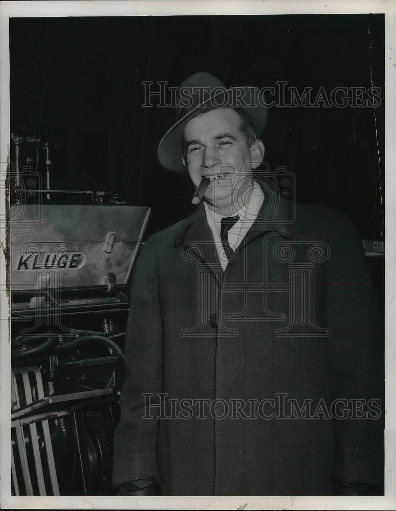 1941 Press Photo Former policeman Carl Losey - Historic Images