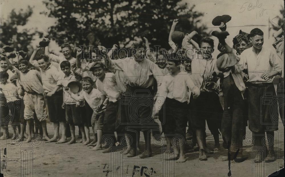 1918 Press Photo Children - Historic Images