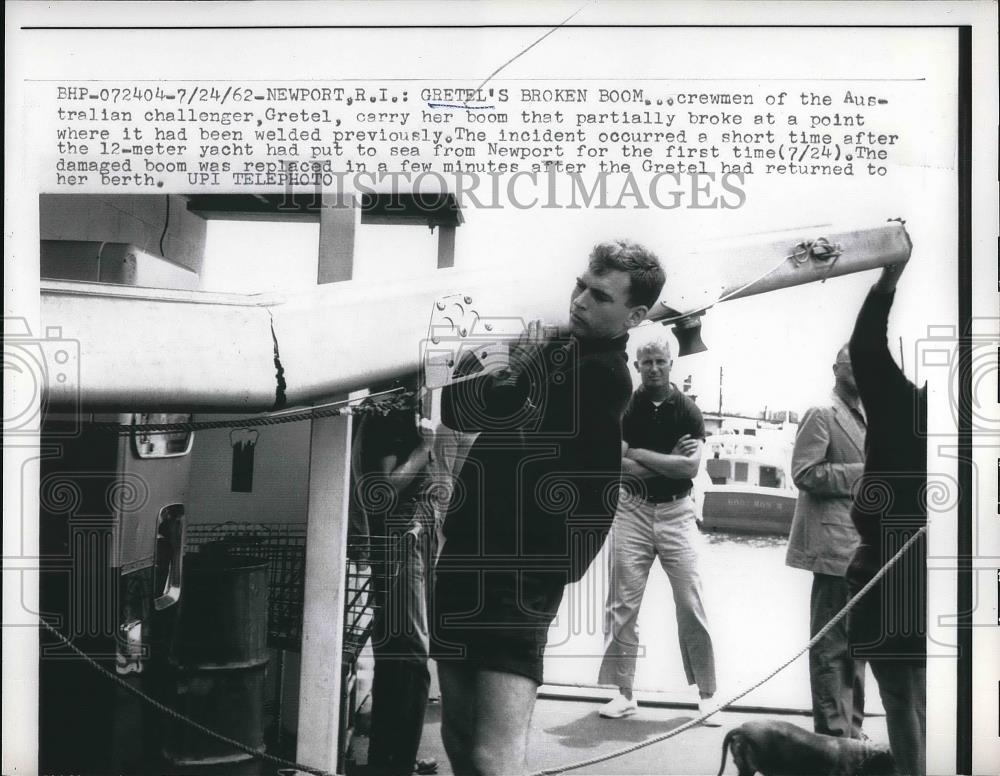 1962 Press Photo Gretel&#39;s broken Boom Tralian Challenger - Historic Images