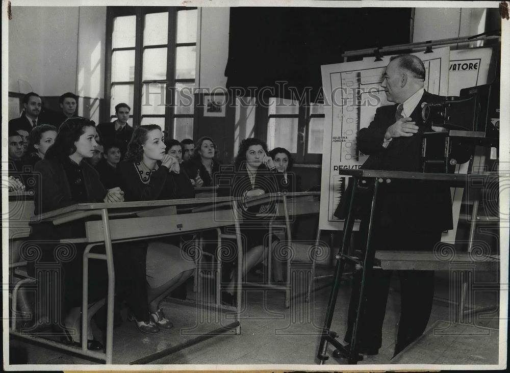 1939 Press Photo Elena Zareschi, Camera Class at Italian Movie School - Historic Images