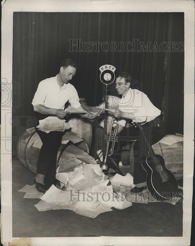 1931 Press Photo Harold Corderman, Charles Gamble, KSTP - Historic Images