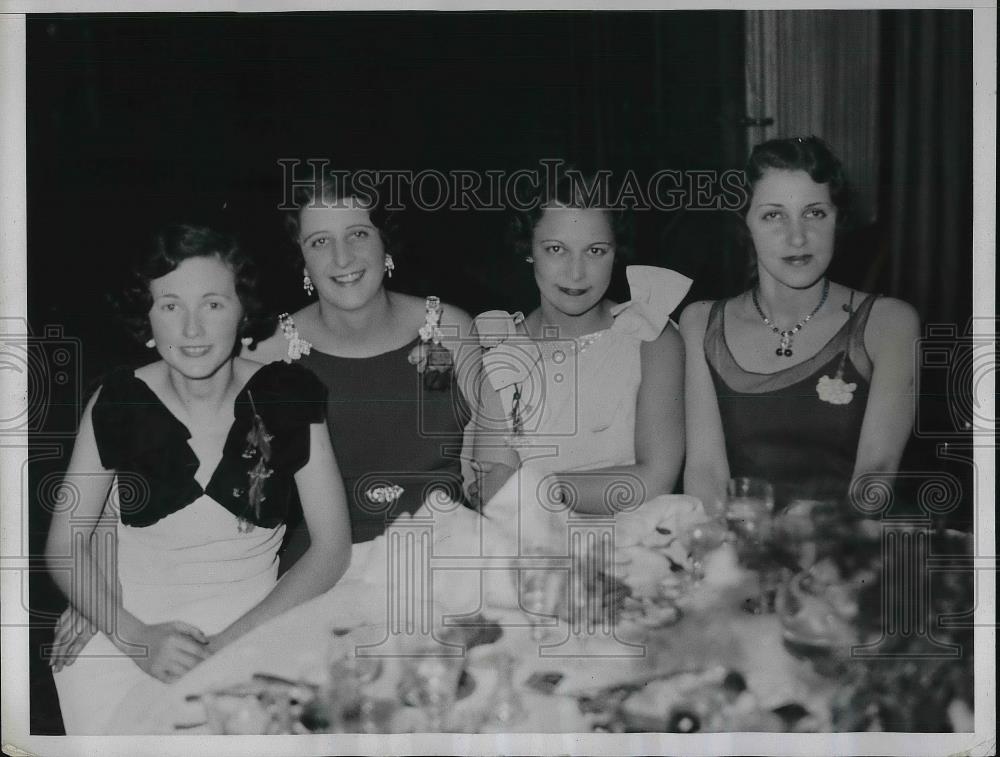 1934 Press Photo Helen Gratlan, Evelyn Heiderich, Ruth Marshall &amp; Lillian Schum - Historic Images