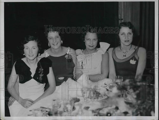 1934 Press Photo Helen Gratlan, Evelyn Heiderich, Ruth Marshall & Lillian Schum - Historic Images