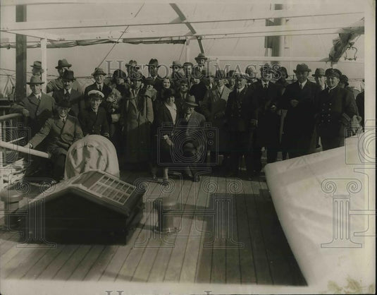 1924 Press Photo S.S. Zacapa Grounded Near Cuba Rescued by S.S. Tena - Historic Images