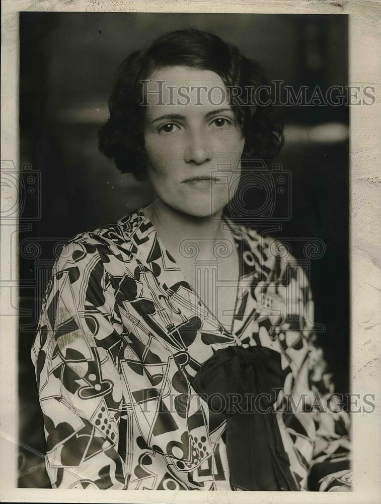 1929 Press Photo Madeline Kohley Standing - neb18847 - Historic Images