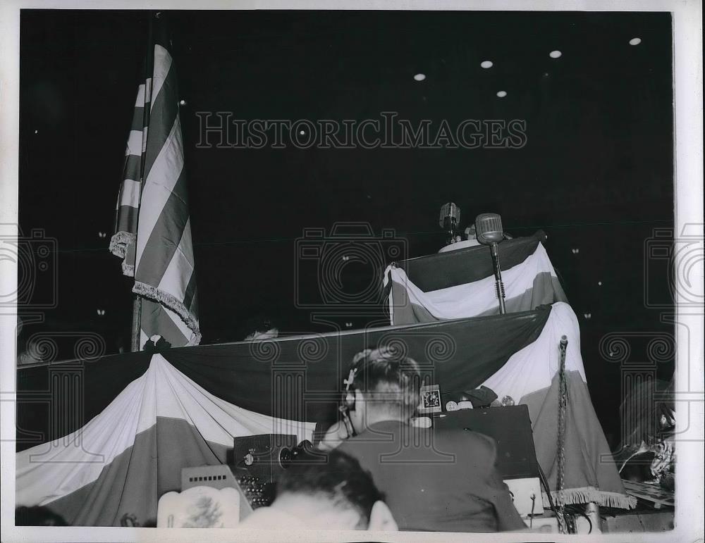 1944 Press Photo Chicago stadiums platform where the president spoke from - Historic Images