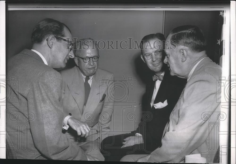 1954 Press Photo Democratic National Chairman Stephen Mitchell Senator Leader - Historic Images