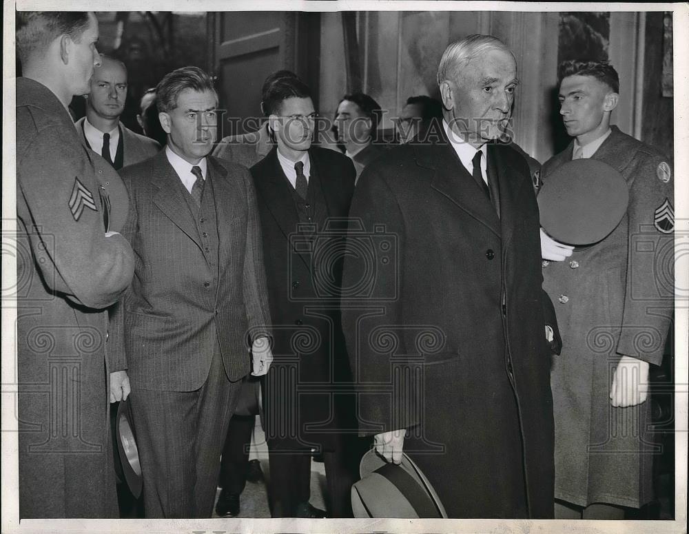 1944 Press Photo Secy. of State Cordell Hull and Vice President Wallace - Historic Images