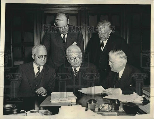 1933 Press Photo William P MacCracken Harry Underwood Leslie Garnett - neb17968 - Historic Images