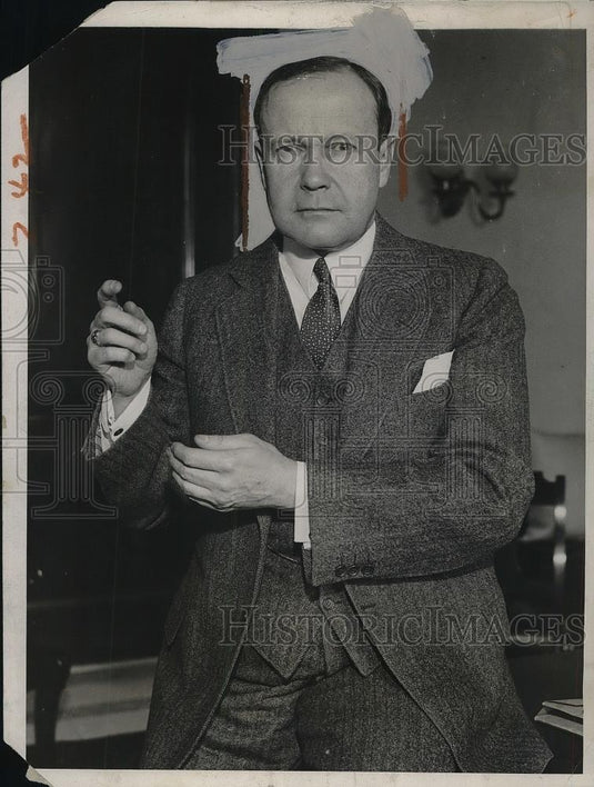 1931 Press Photo Sen. Robert Bulkley of Ohio in his favorite pose - Historic Images