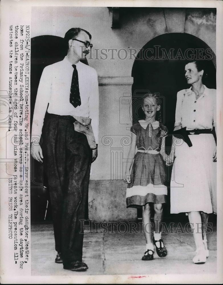 1953 Press Photo Mr Mrs CD Kerr Heather Primary School Nairobi Kenya - neb18989 - Historic Images