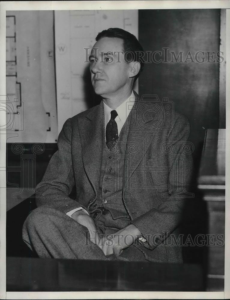 1936 Press Photo Robert B. James on Witness stand murder of wife - Historic Images