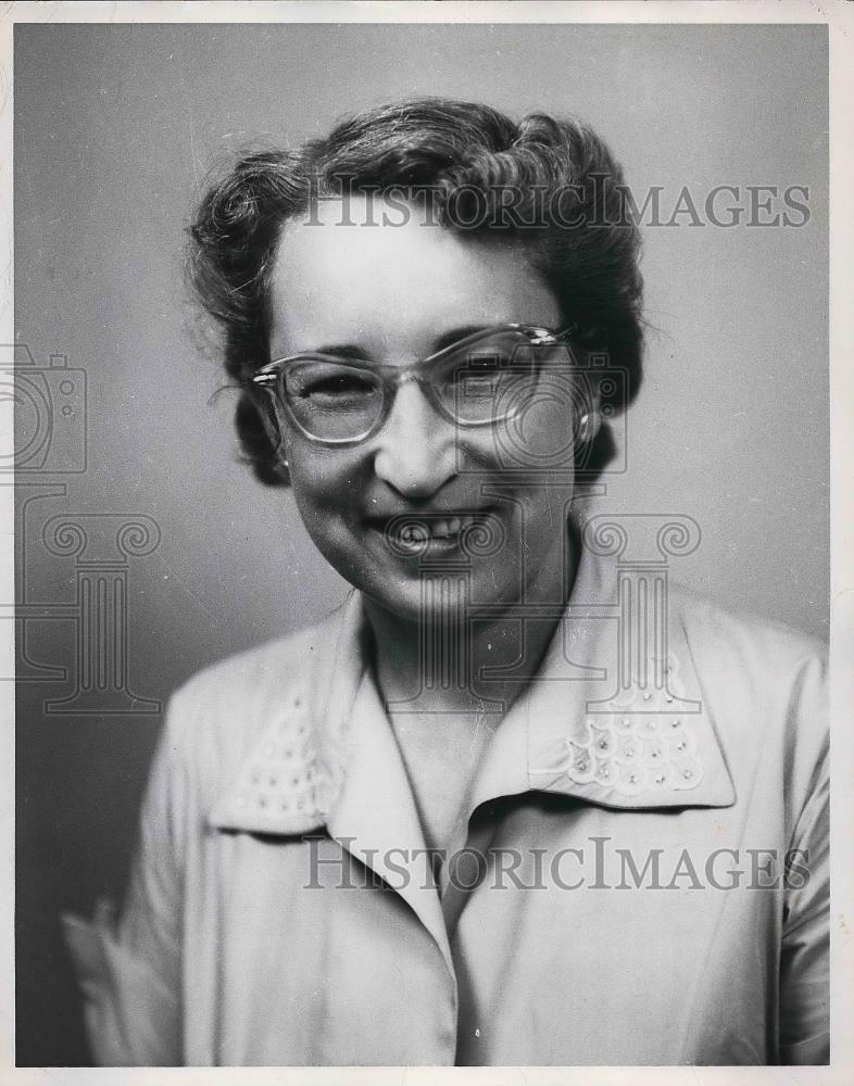 1958 Press Photo Miss Fern ShIpley Leader of 4-H Club - nea96073 - Historic Images