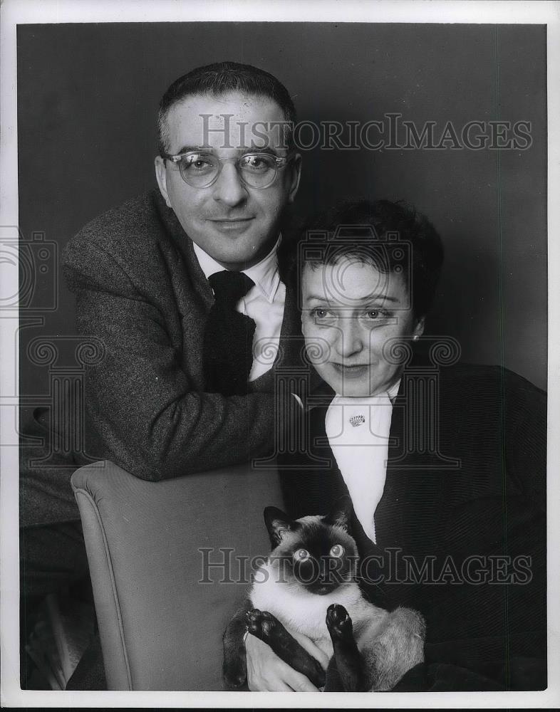 1952 Press Photo Leonard Kaufman and wife ann Author - neb12227 - Historic Images