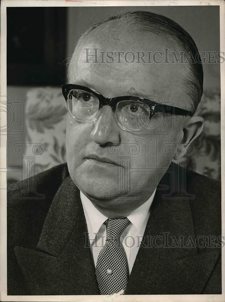 1963 Press Photo Dr. Walter Hallstein, pres. of EEC in Europe - Historic Images