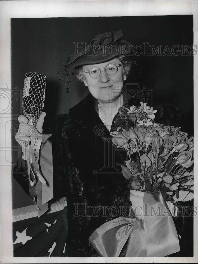 1944 Press Photo Mrs Cornelius Scully Wife of Pittsburgh Mayor - Historic Images