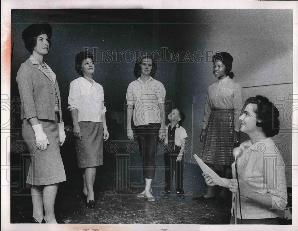 1965 Press Photo Mrs. N. Smith, Mrs. C. Guthrie, Mrs. Ruby Pierce, S. Pierce, 3 - Historic Images