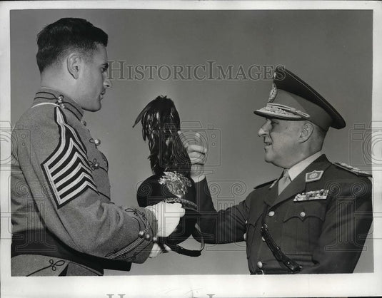 1950 Press Photo Lt. Gen. Victor Jaime Majo Chief Of General Staff & John Murphy - Historic Images
