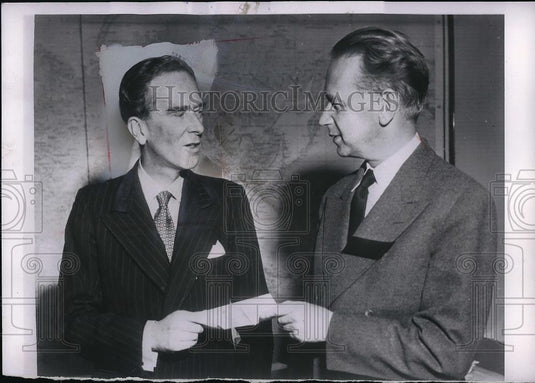 1954 Press Photo Sir Pierson Dixon, Sec. Gen. of U.N> Dag Hammarskjold - Historic Images